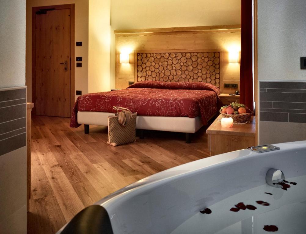 Superior Double Room,1580428581:JPEG
