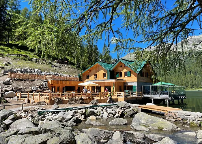 Rifugio Lago Malghette Madonna